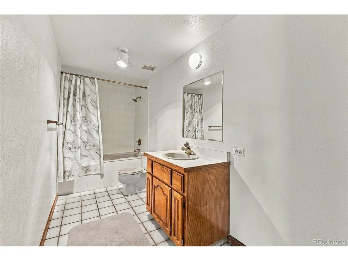 Photo of 9980 Heather Dr