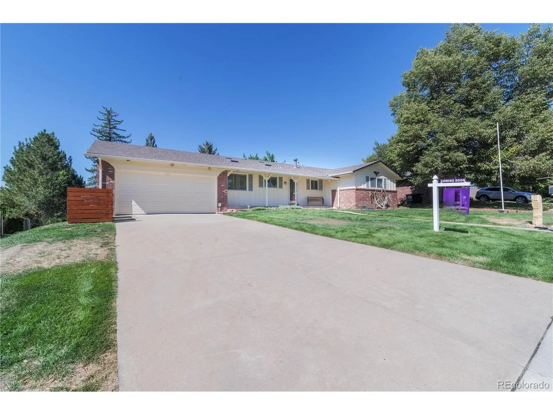 Photo of 7 Cornell Dr