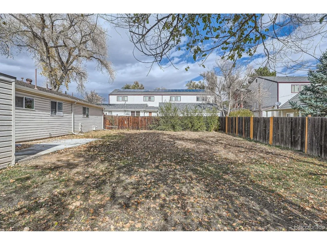 Photo of 6052 Wadsworth Blvd