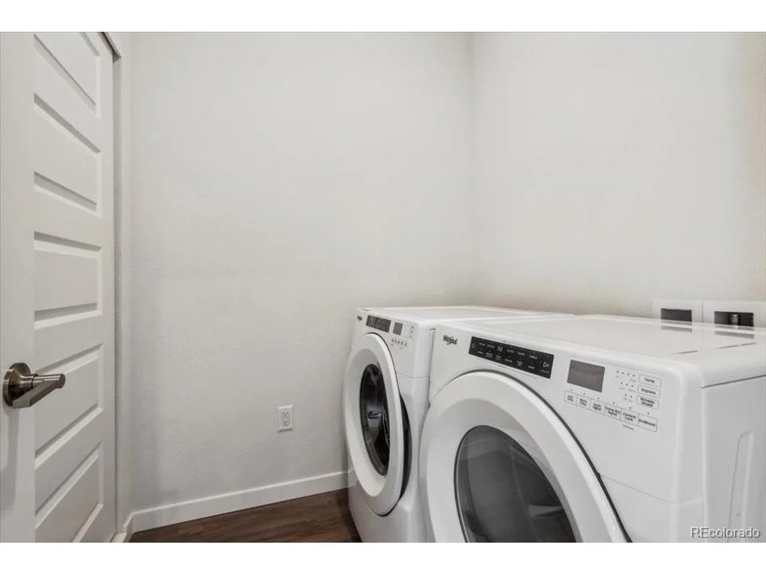 Photo of Unit 1403 at 487 Interlocken Blvd