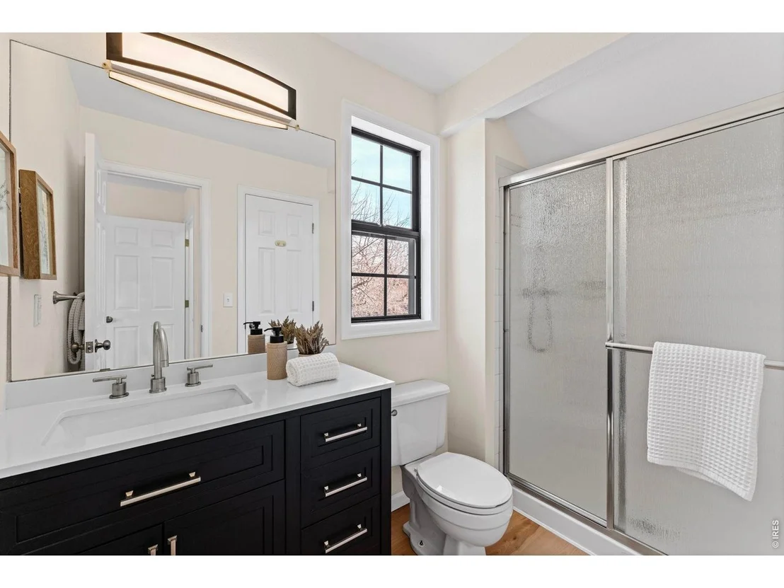 Photo of 4848 Baldwin Pl
