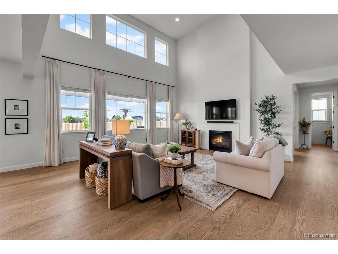 Photo of 5534 Riverbend Ave