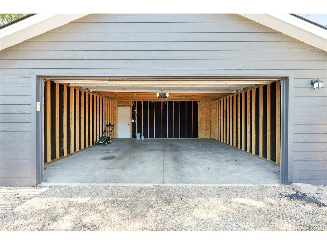 Photo of 818 Baker St