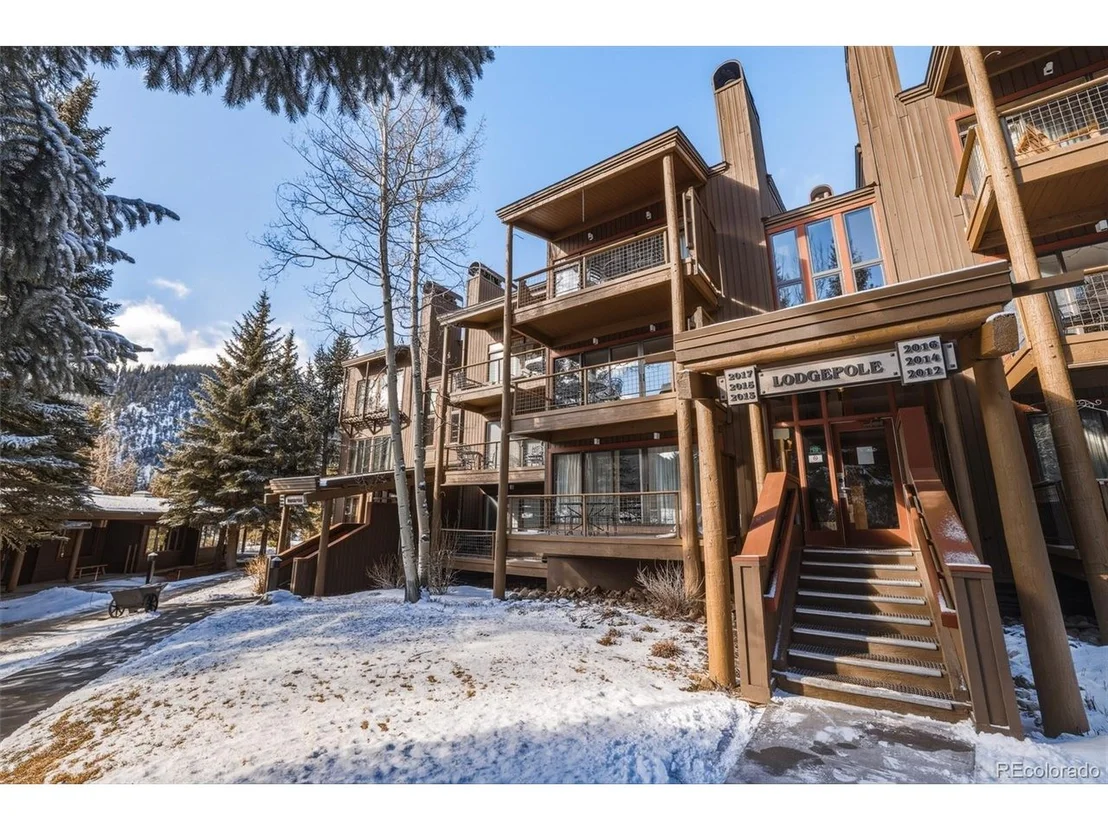 Photo of Unit 2015 at 21700 US Highway 6