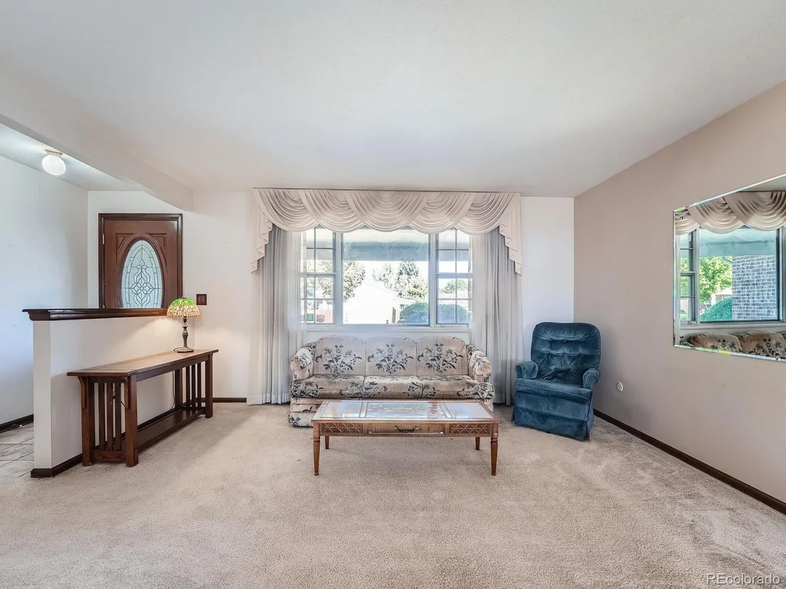 Photo of 603 Ouray Way