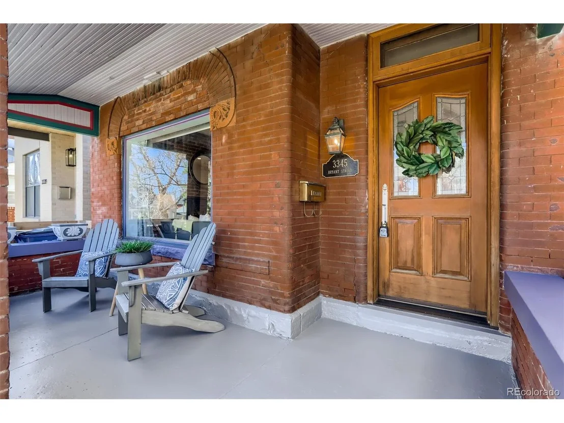 Photo of 3345 Bryant St