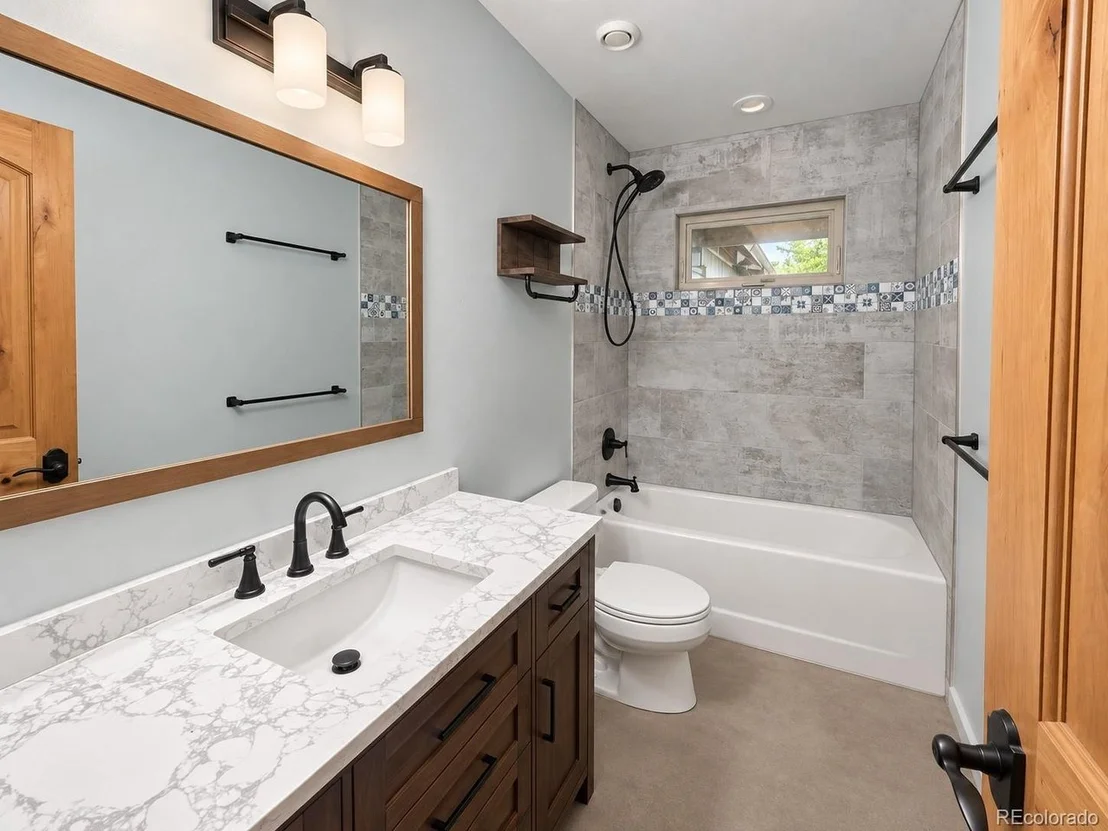 Photo of 6085 County Road 210