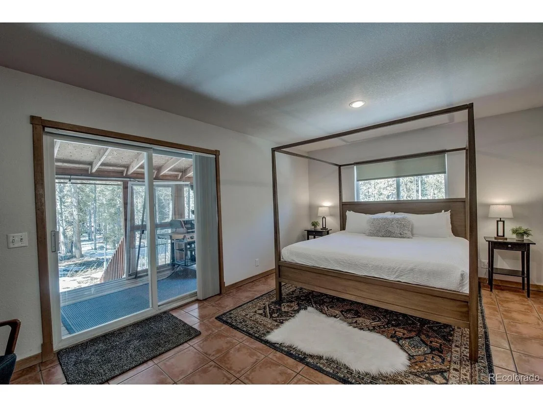 Photo of 154 Lakeside Dr