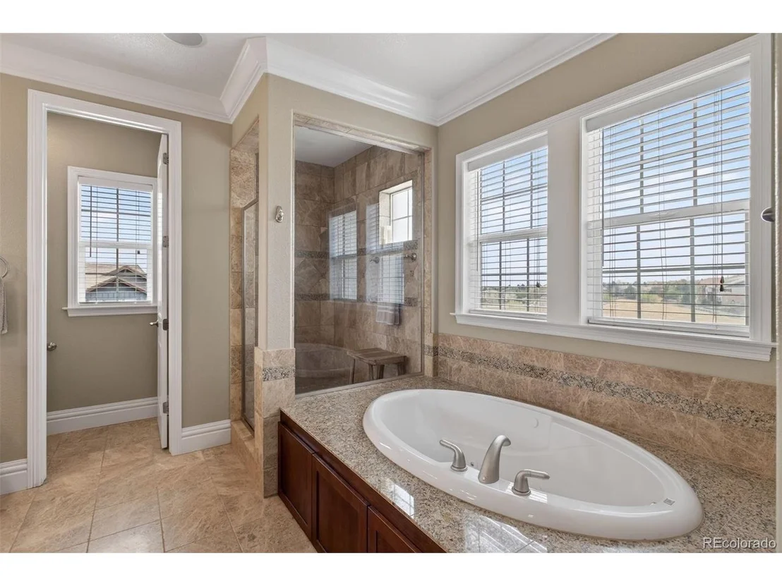 Photo of 479 Maplehurst Dr