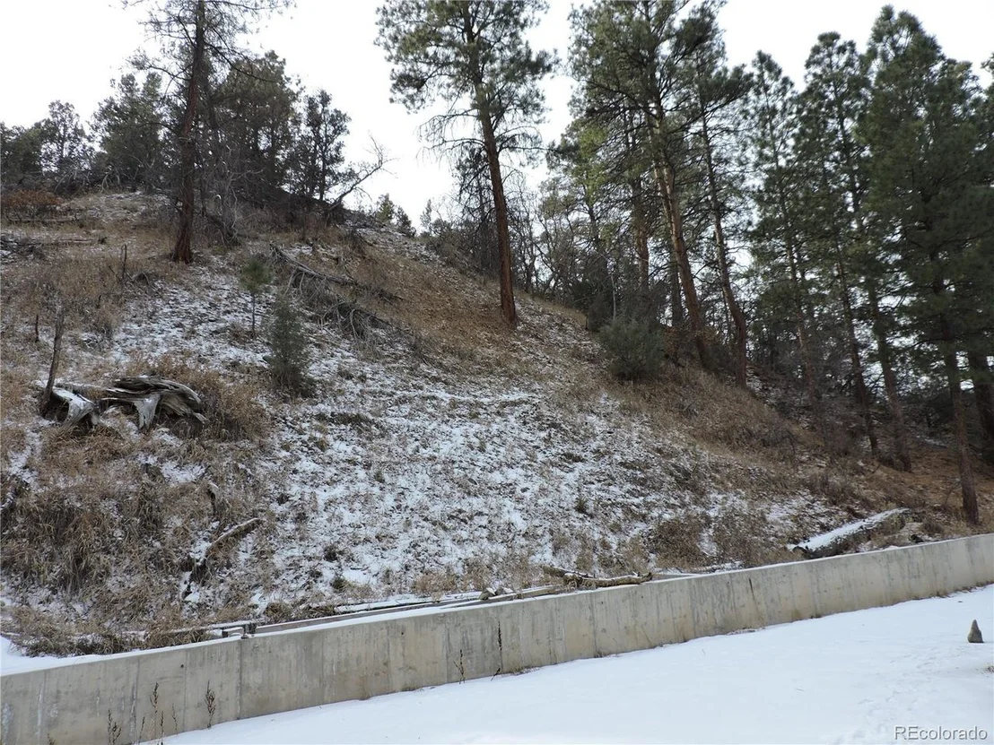 Photo of 776 Highland Dr