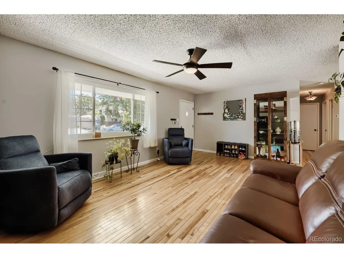 Photo of 4 Seattle Ln