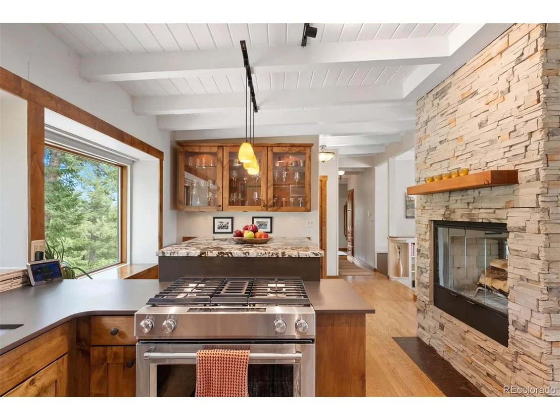 Photo of 187 Marion Dr