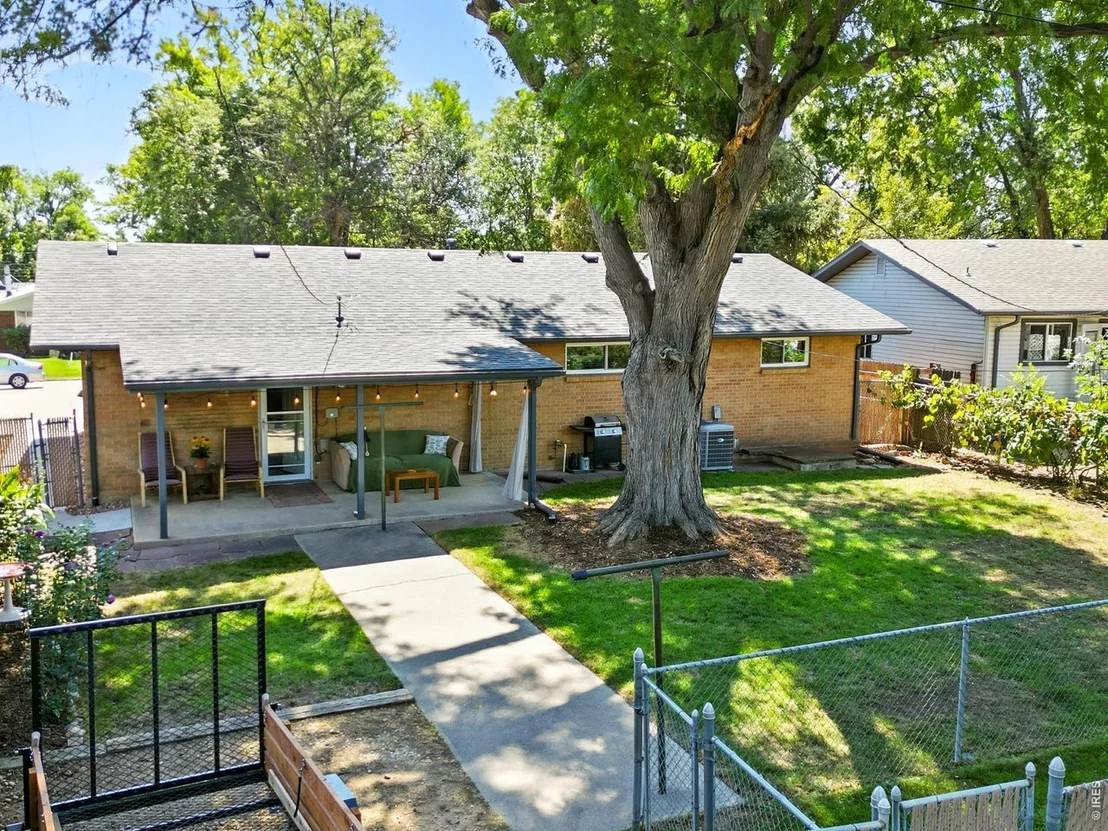 Photo of 16 Merideth Ln