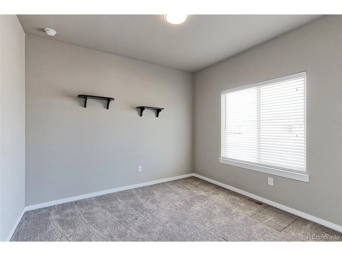 Photo of 465 Wyatt Dr