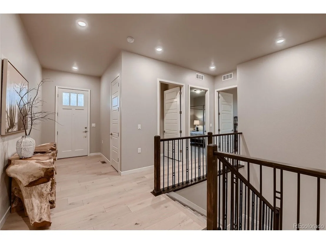 Photo of 895 Quarry Cir