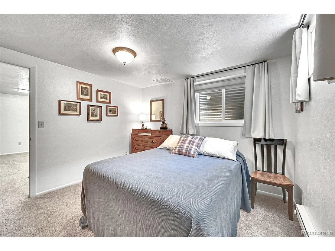 Photo of 1093 Lilac Cir