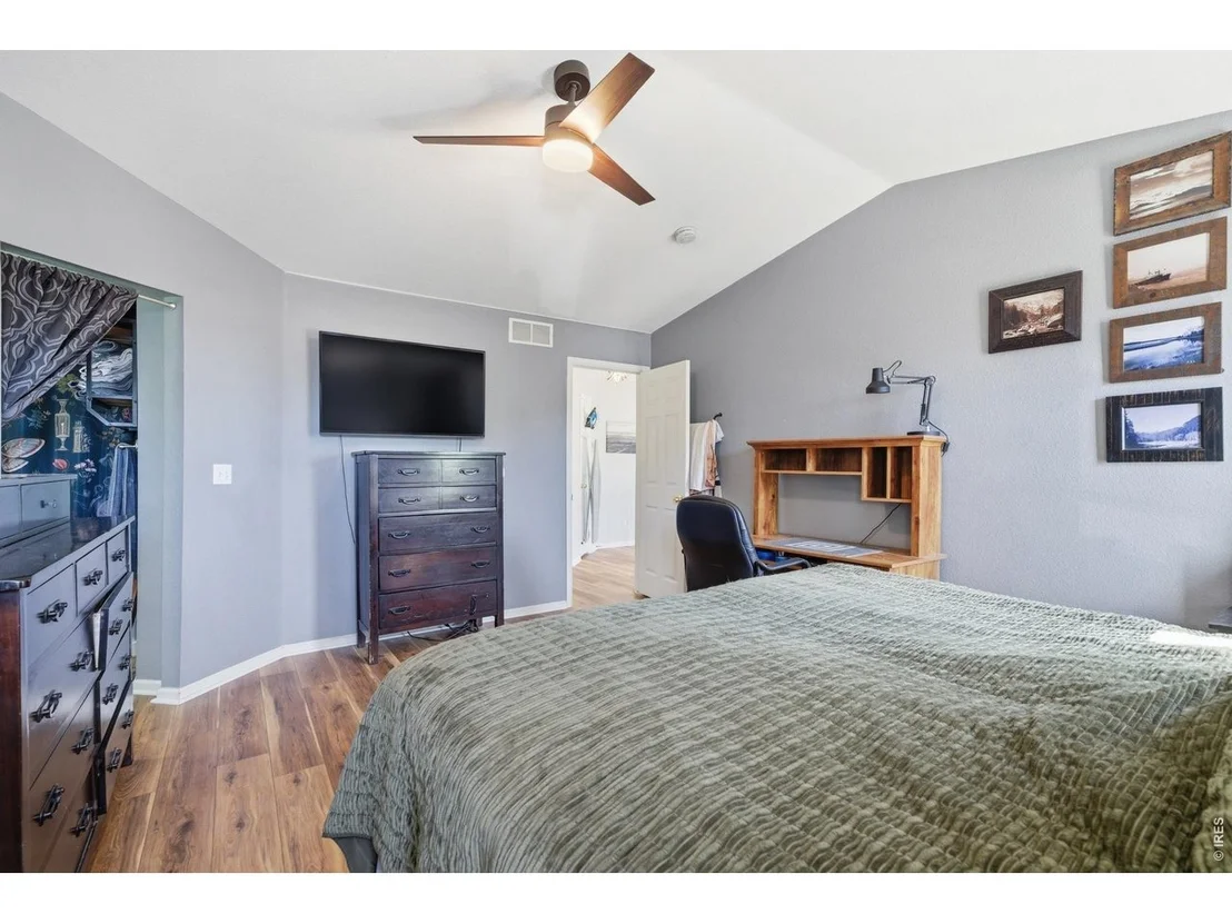 Photo of 7472 Skyline Way