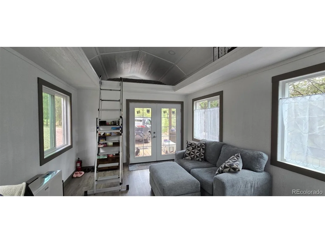 Photo of 165 Mosswood Dr