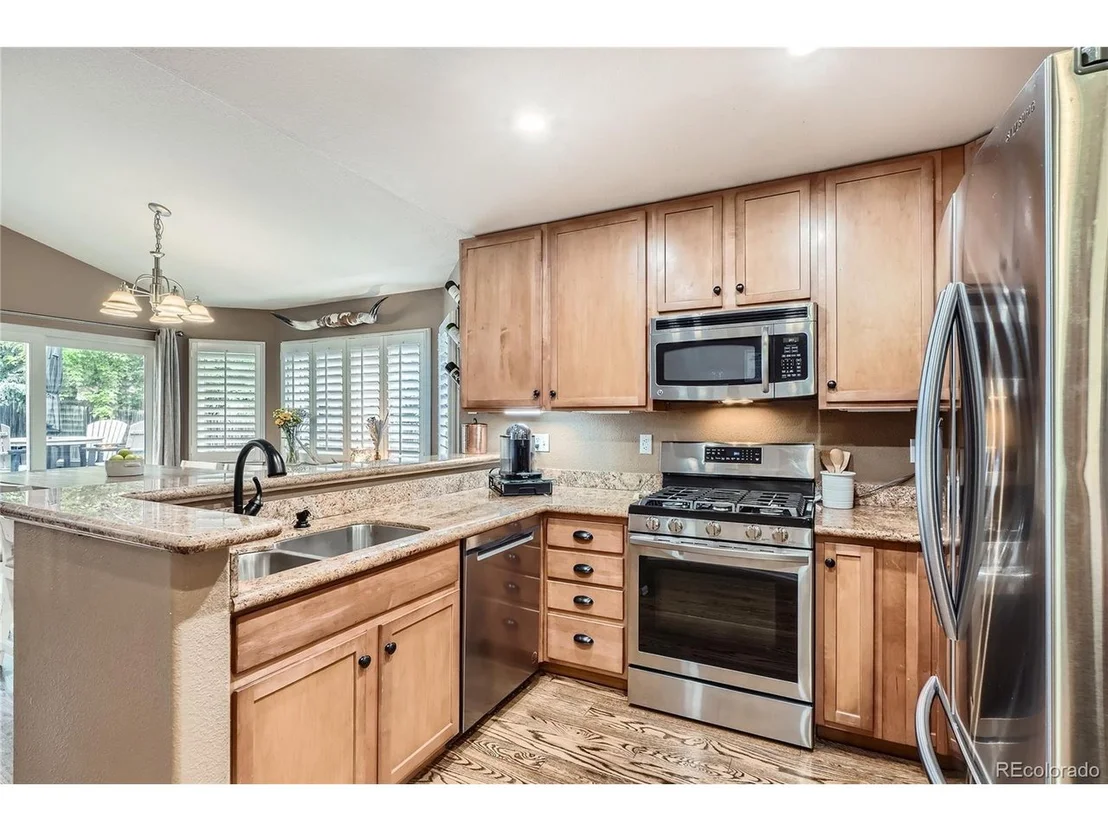 Photo of 16200 Hedgeway Dr
