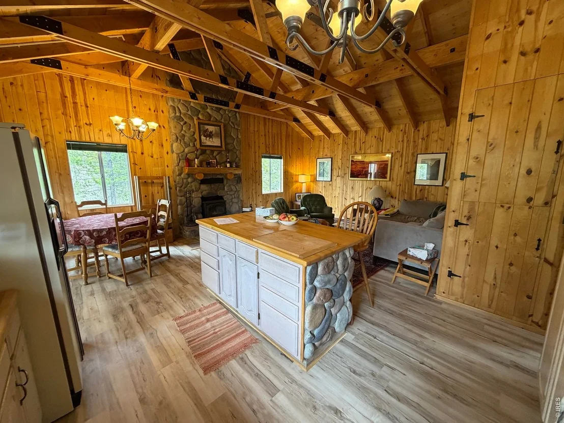 Photo of 25 Aspen Dr