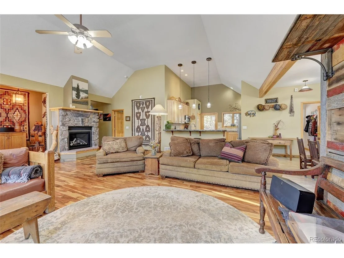 Photo of 326 Park Ave