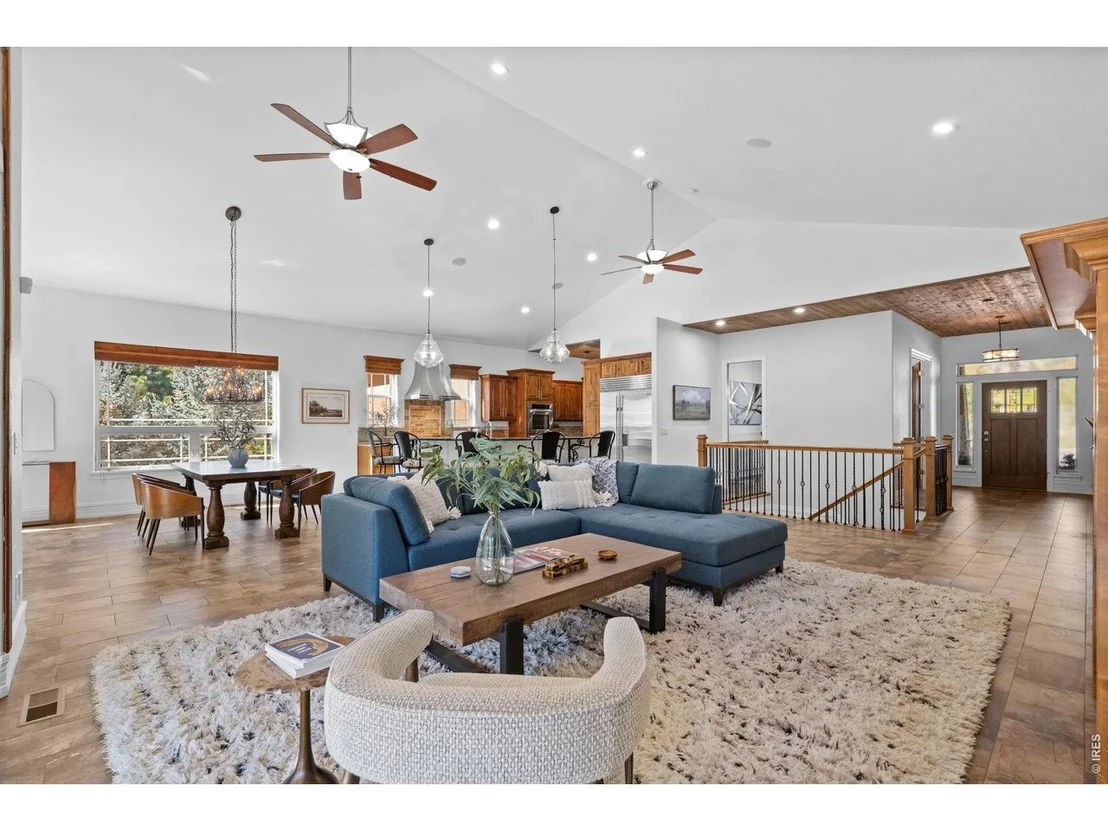 Photo of 2328 Saddleback Dr