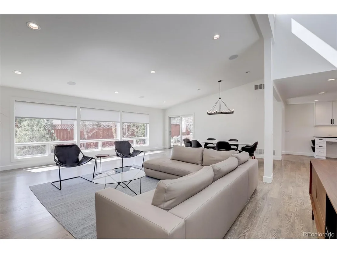Photo of 956 Quince Ave