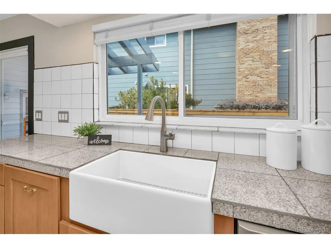 Photo of 673 Sage Cir