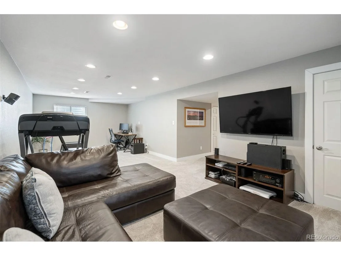 Photo of 14902 Studebaker Pl