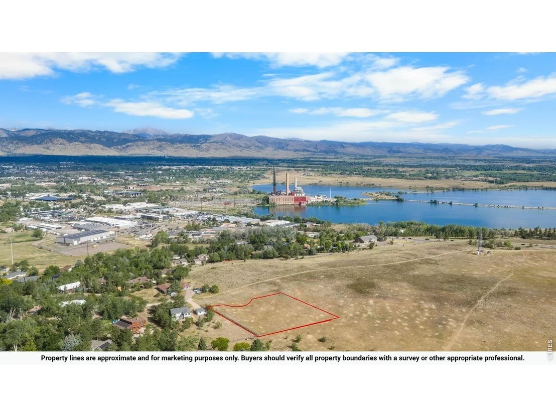 Photo of 1372 Glacier Pl