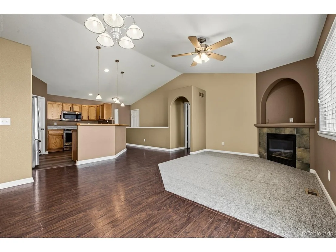 Photo of 385 Cholla Dr