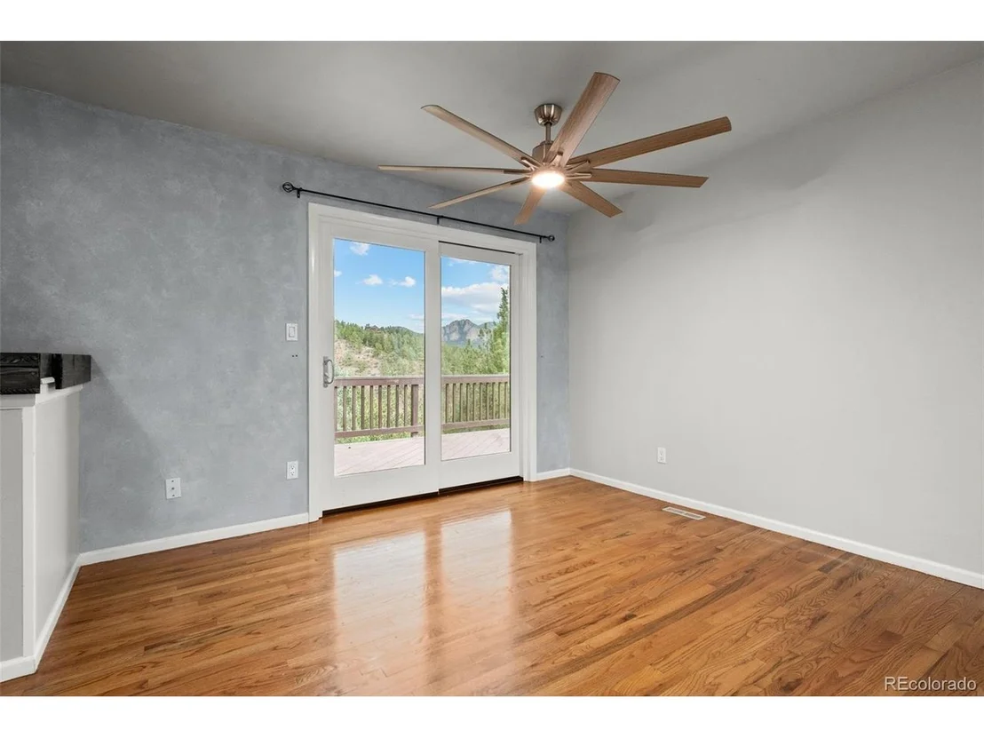 Photo of 33678 Jenifer Rd