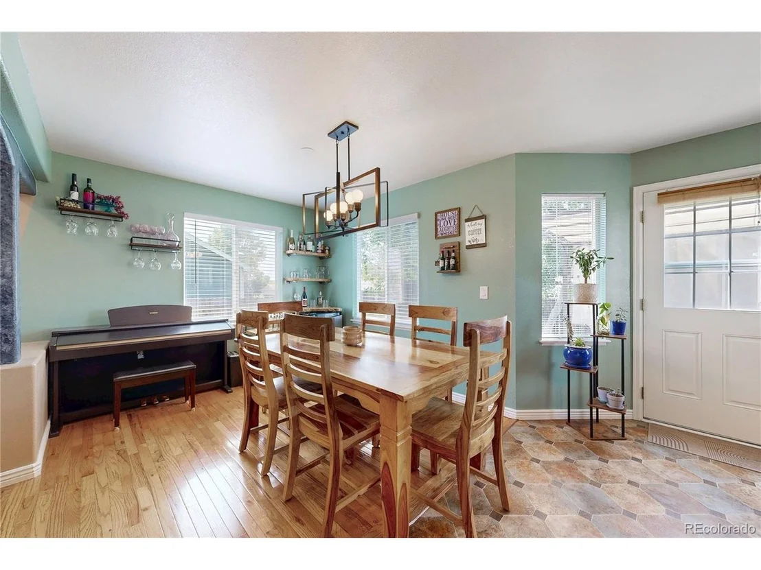Photo of 3173 50th Ave