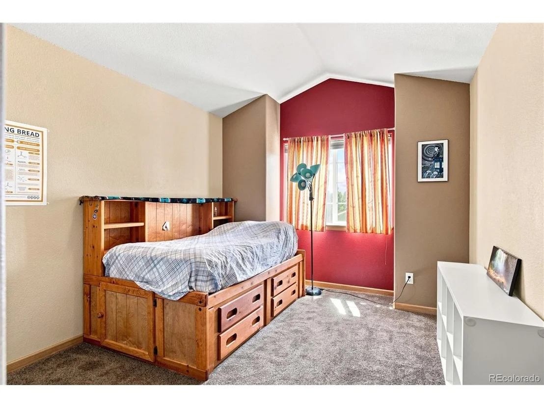 Photo of 857 McClure Ave