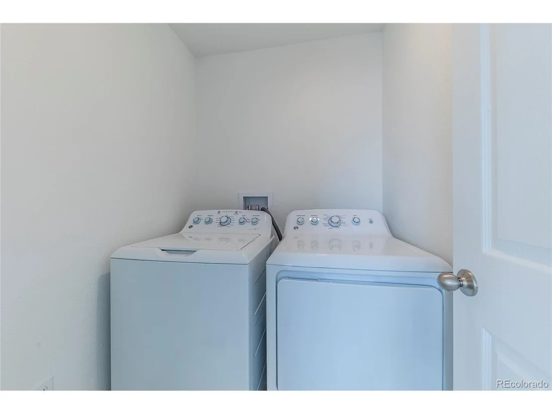 Photo of 965 N Undergrove Way