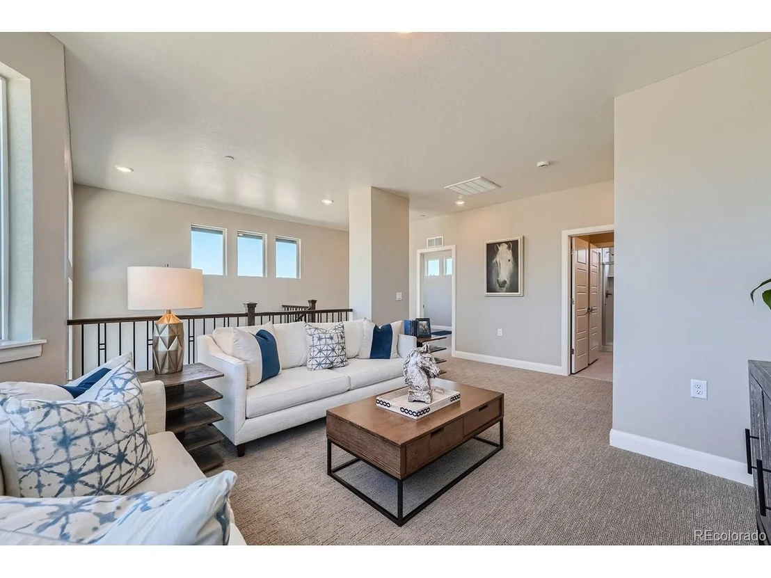 Photo of 215 S 1st Ave