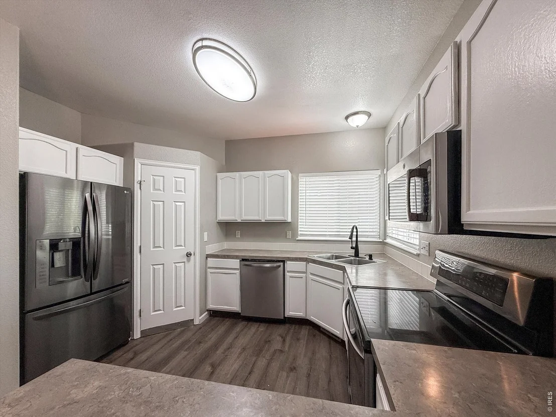 Photo of 918 Cliffrose Way
