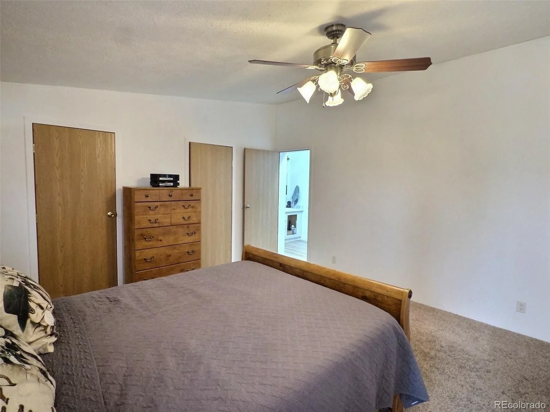 Photo of 6480 Crebs Dr