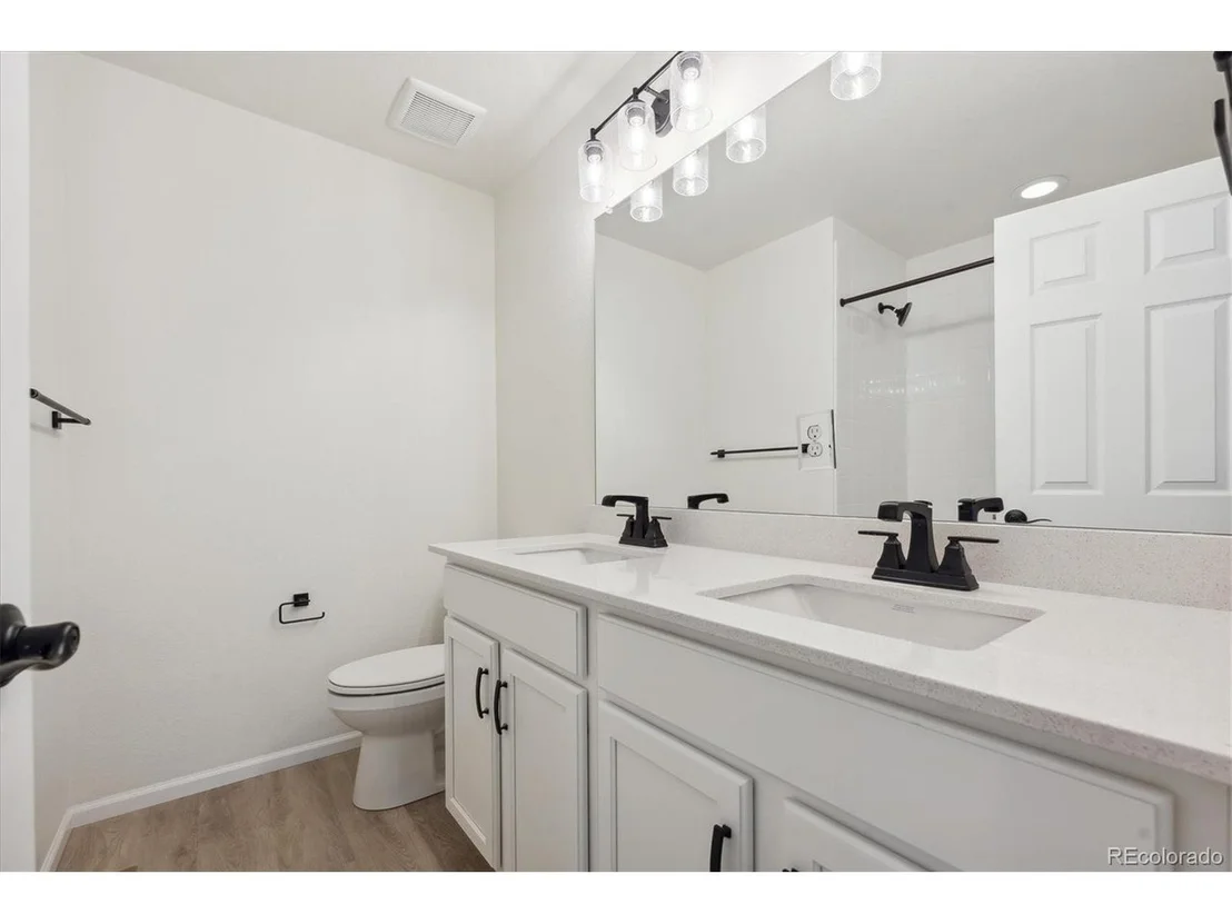Photo of 1140 Joseph Pl