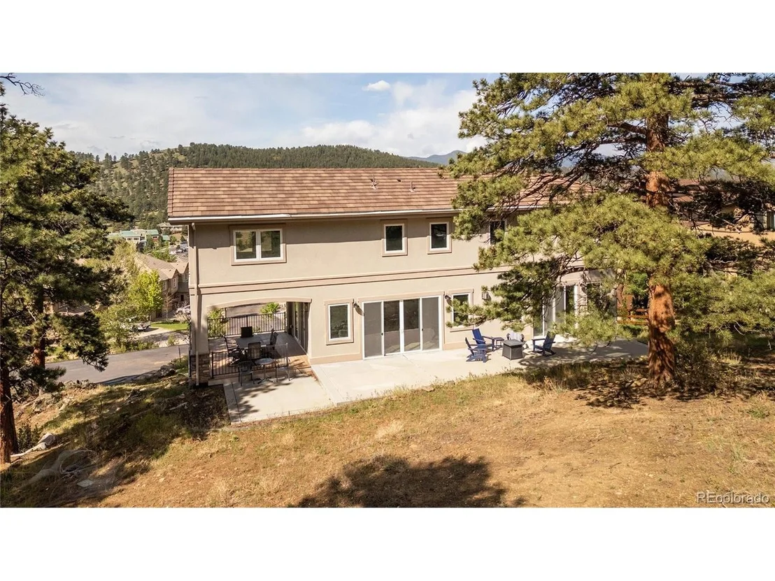 Photo of 779 Deer Rest Trl