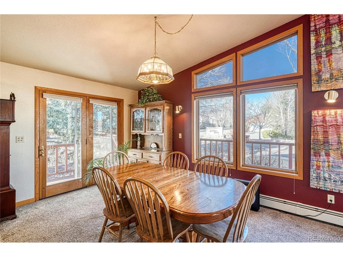 Photo of 1 Silver Spruce Dr