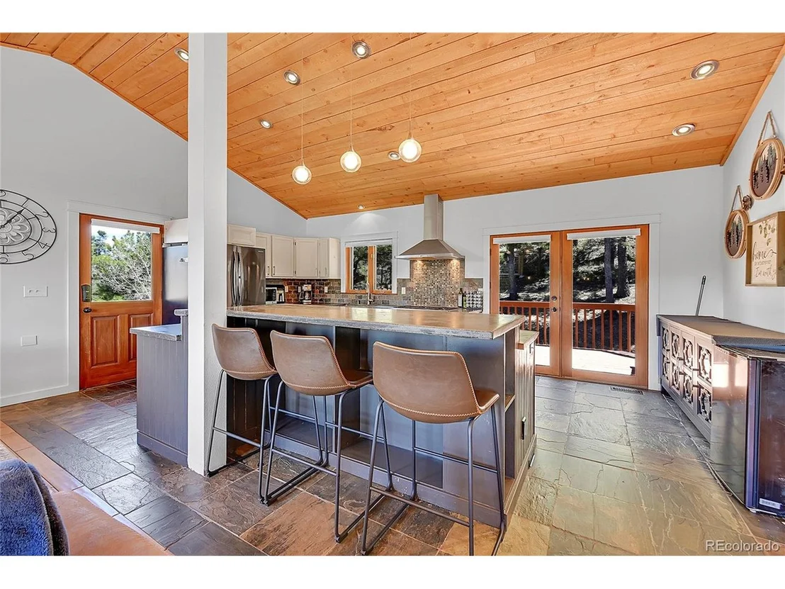 Photo of 247 Alpine Dr