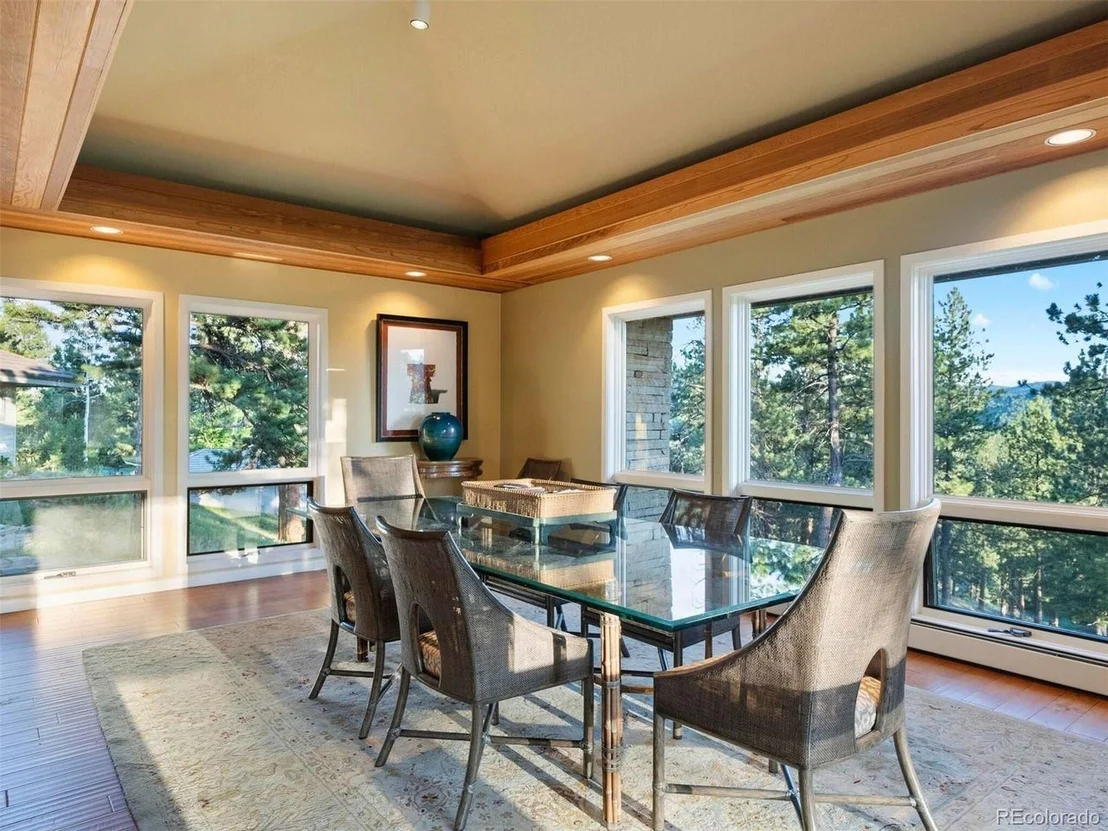 Photo of 2397 Daisy Ln