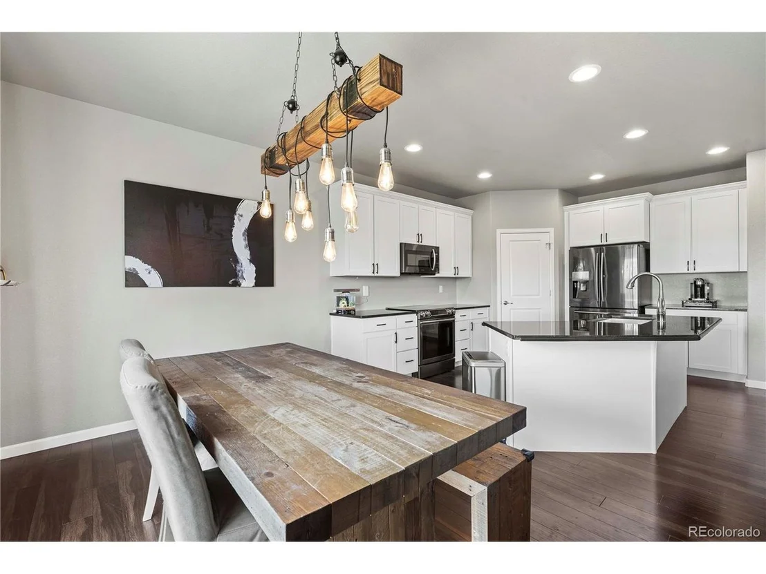 Photo of 1184 Sunrise Cir