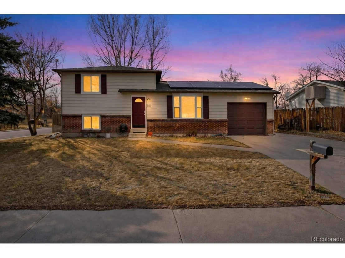 Photo of 7107 Wright Ct