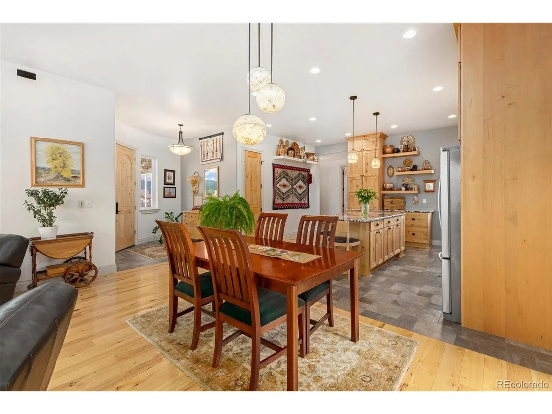 Photo of 7670 Meadowlark Ln