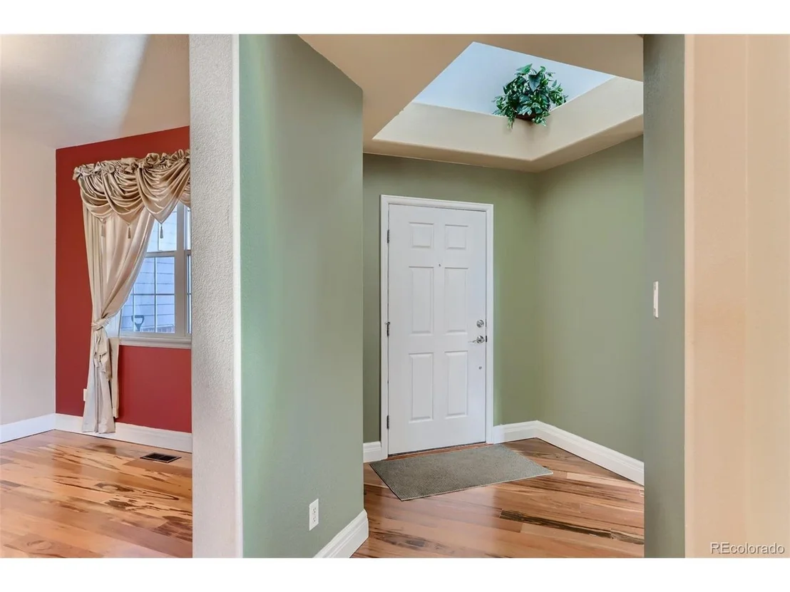 Photo of 6739 Thistle Ridge Ave