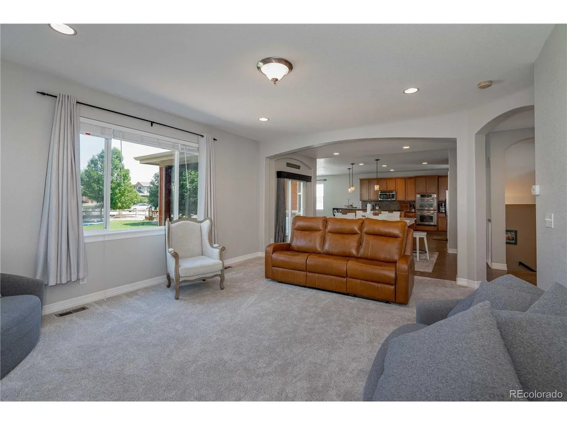 Photo of 10062 Deerfield St