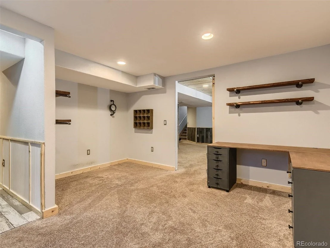 Photo of 5140 Mt St Vrain Ave