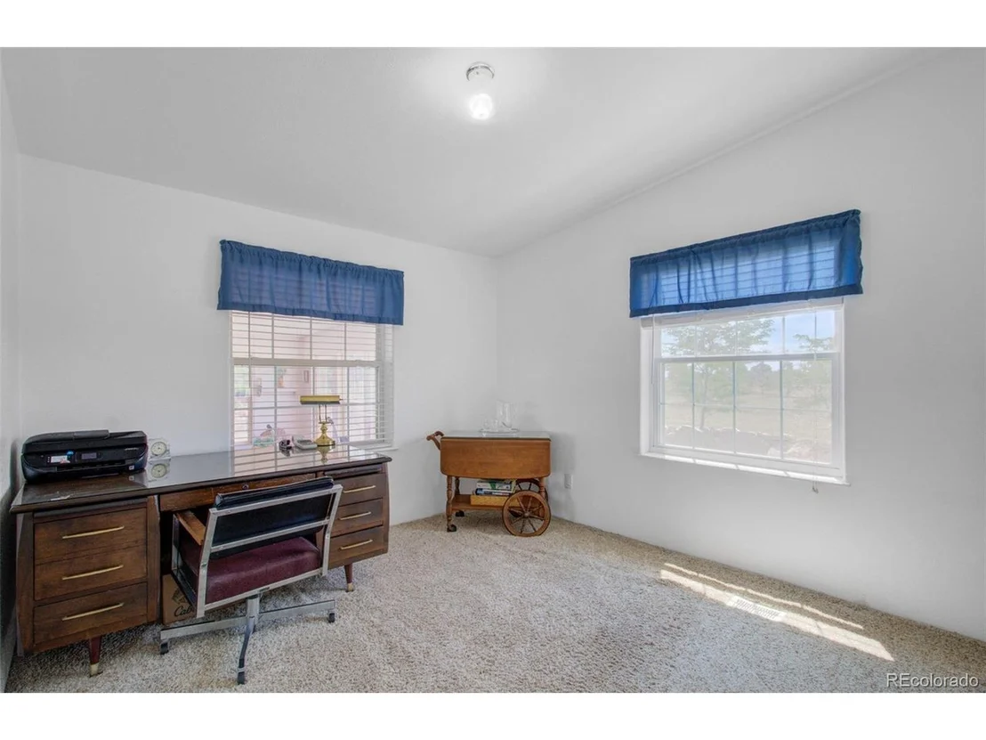 Photo of 12825 Garrett Rd
